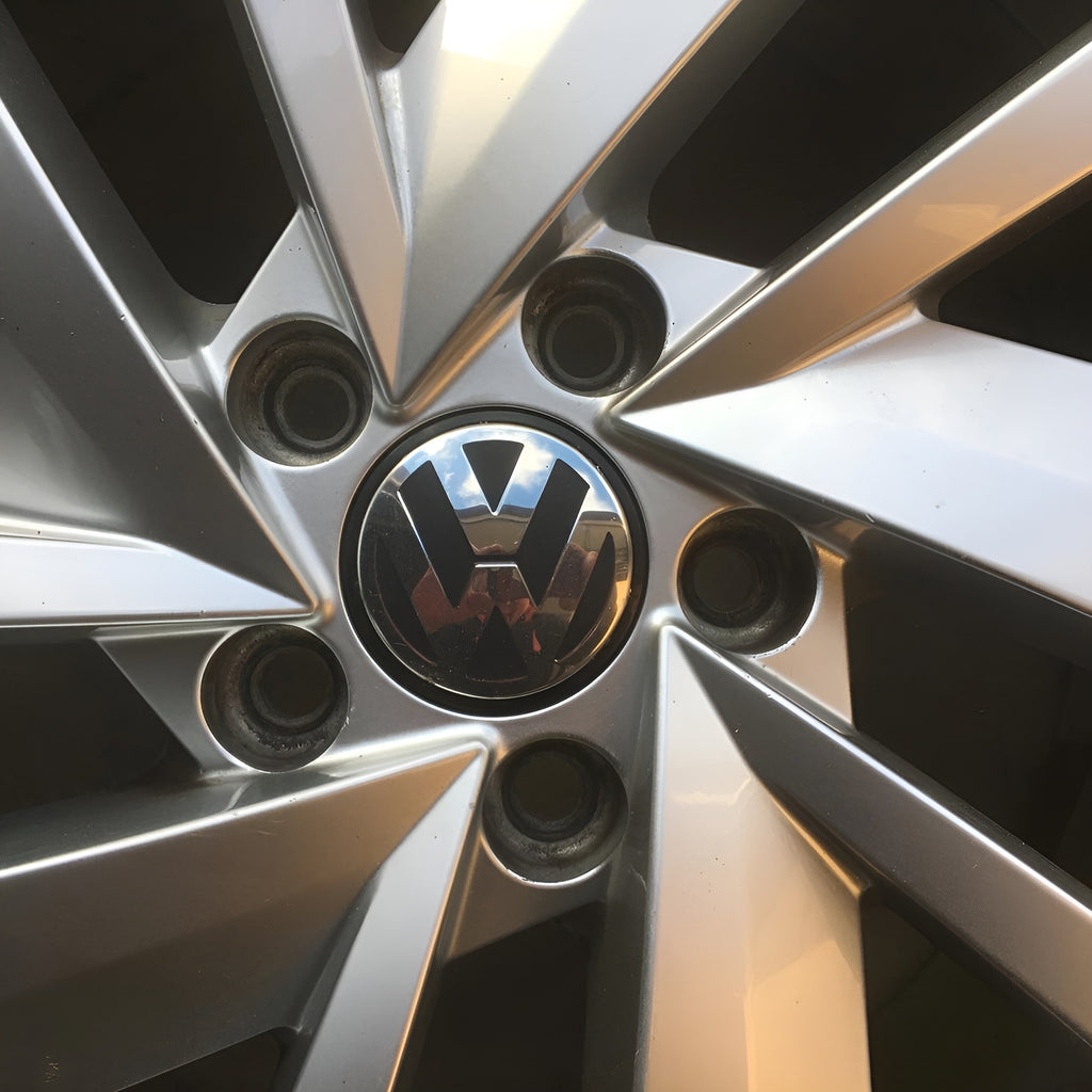 AW70035 Volkswagen Passat Silver Powder Coated OEM Wheel Rim